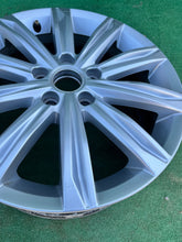 Load image into Gallery viewer, 1x Alufelge 17 Zoll 6.5&quot; 5x112 33ET 5TA601025D Vw Rim Wheel