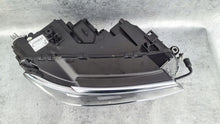 Load image into Gallery viewer, Frontscheinwerfer VW Tiguan 5NB941082A 030110123600 LED Rechts Headlight