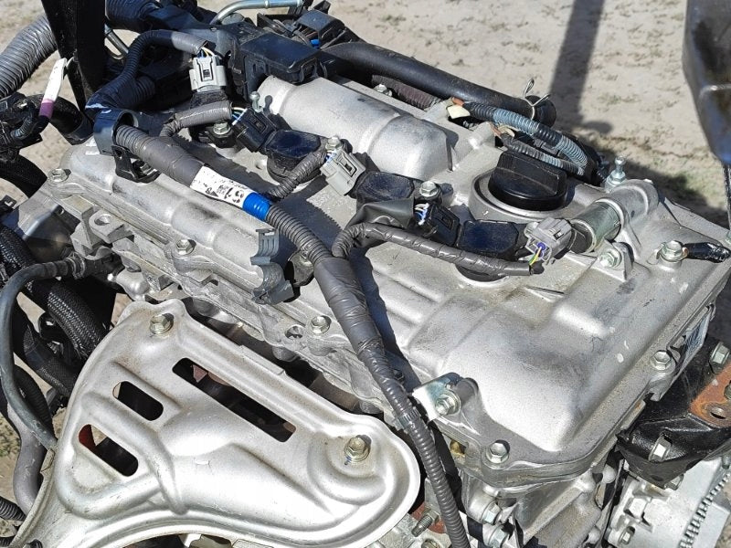 Motor Toyota Prius 2ZR-FXE 1.8 25TKm Benzin Engine Komplett