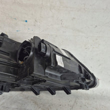 Laden Sie das Bild in den Galerie-Viewer, Frontscheinwerfer Seat Alhambra 7N5941751 Xenon Links Scheinwerfer Headlight SCH1393721665ws