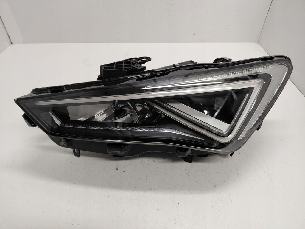 Frontscheinwerfer Cupra Formentor 5FG941007F Full LED Links Headlight SCH7458956917pj