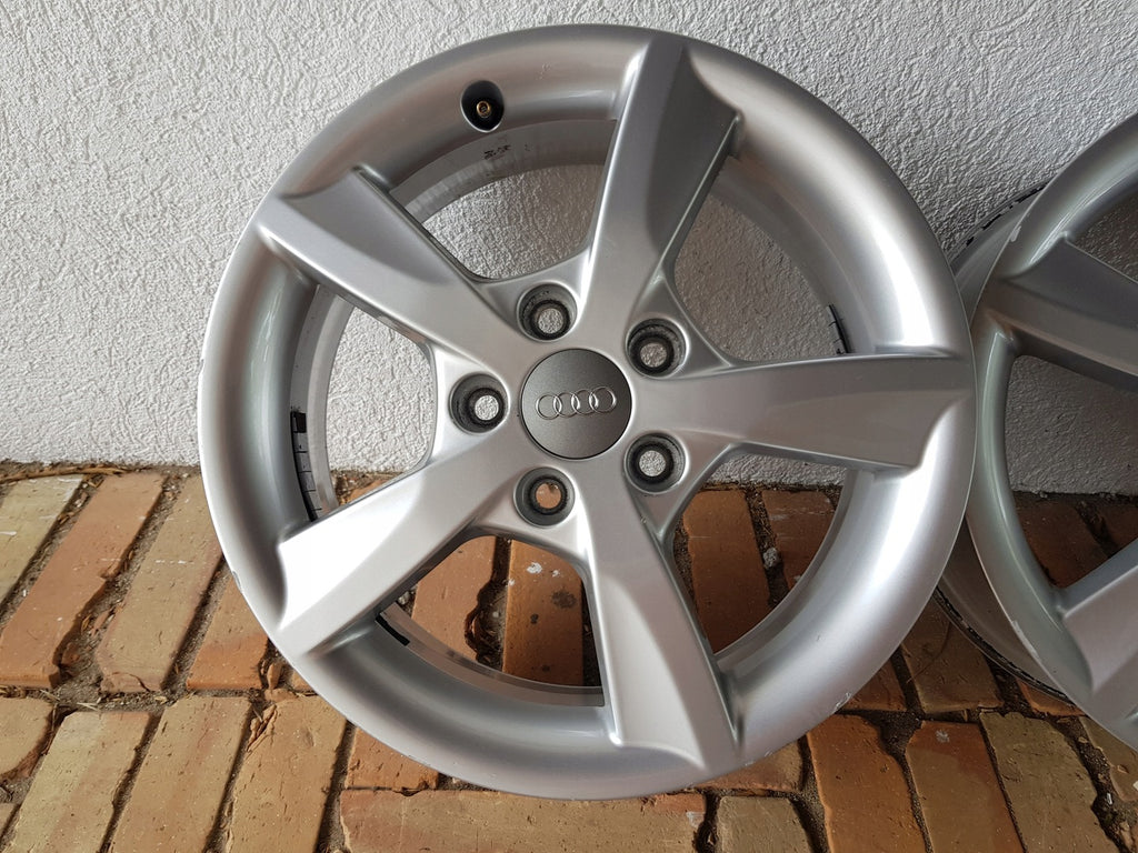 1x Alufelge 16 Zoll 6.0" 5x112 48ET Glanz Silber 8V0071496 Audi A3 Rim Wheel