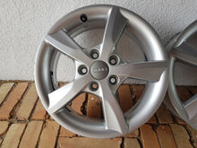 Laden Sie das Bild in den Galerie-Viewer, 1x Alufelge 16 Zoll 6.0&quot; 5x112 48ET Glanz Silber 8V0071496 Audi A3 Rim Wheel