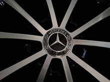 Laden Sie das Bild in den Galerie-Viewer, 4x Alufelge 17 Zoll 6.5" 5x112 44ET Glanz Schwarz A1774010300 Mercedes-Benz Gla FEL2714201343wx