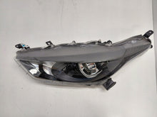 Load image into Gallery viewer, Frontscheinwerfer Toyota Yaris EUK0-6 Links Scheinwerfer Headlight SCH5103700329fj