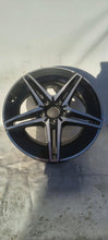 Laden Sie das Bild in den Galerie-Viewer, 1x Alufelge 18 Zoll 7.5" 5x112 53 5ET A2434011700 Mercedes-Benz Eqa H243 FEL5150882834tt