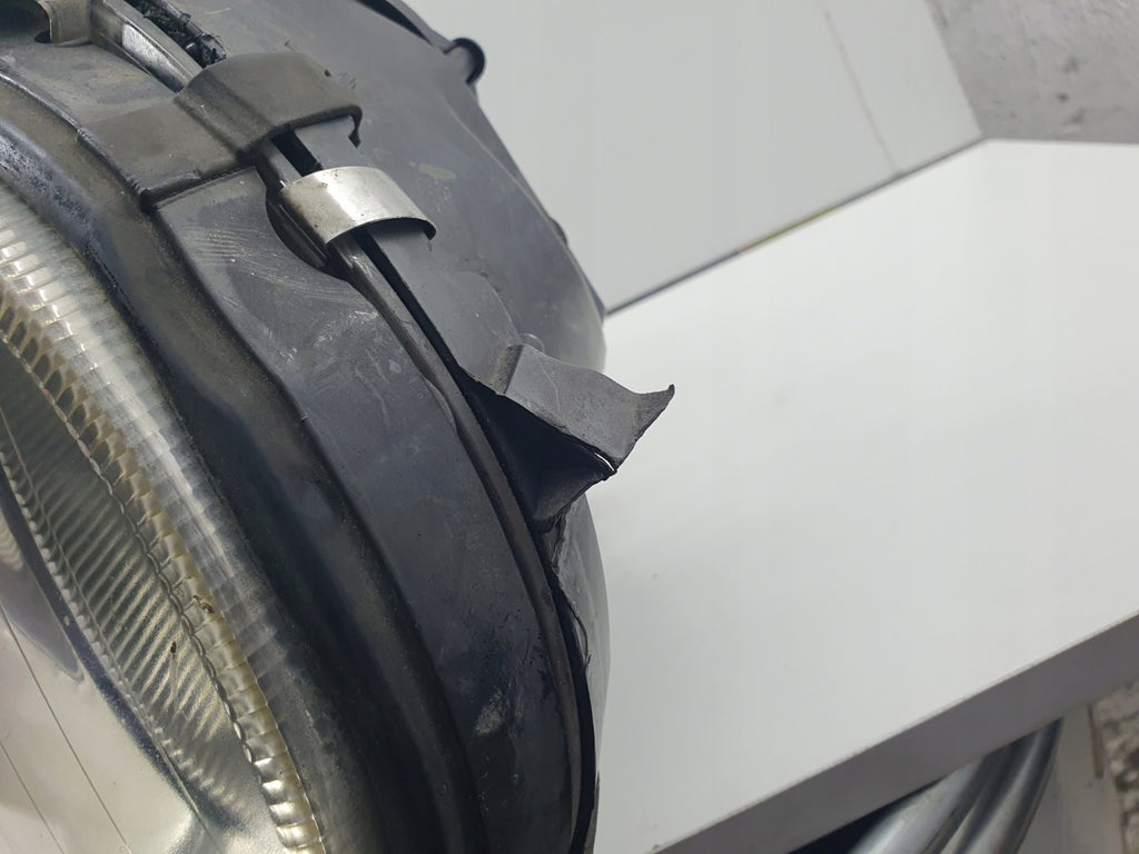 Frontscheinwerfer Mercedes-Benz W211 50F00827900 A0028202426 Xenon Rechts SCH6178480728on
