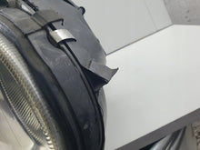 Laden Sie das Bild in den Galerie-Viewer, Frontscheinwerfer Mercedes-Benz W211 50F00827900 A0028202426 Xenon Rechts SCH6178480728on