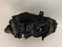 Laden Sie das Bild in den Galerie-Viewer, Frontscheinwerfer Mercedes-Benz W247 A2479062603 Rechts Scheinwerfer Headlight SCH9807893325sr