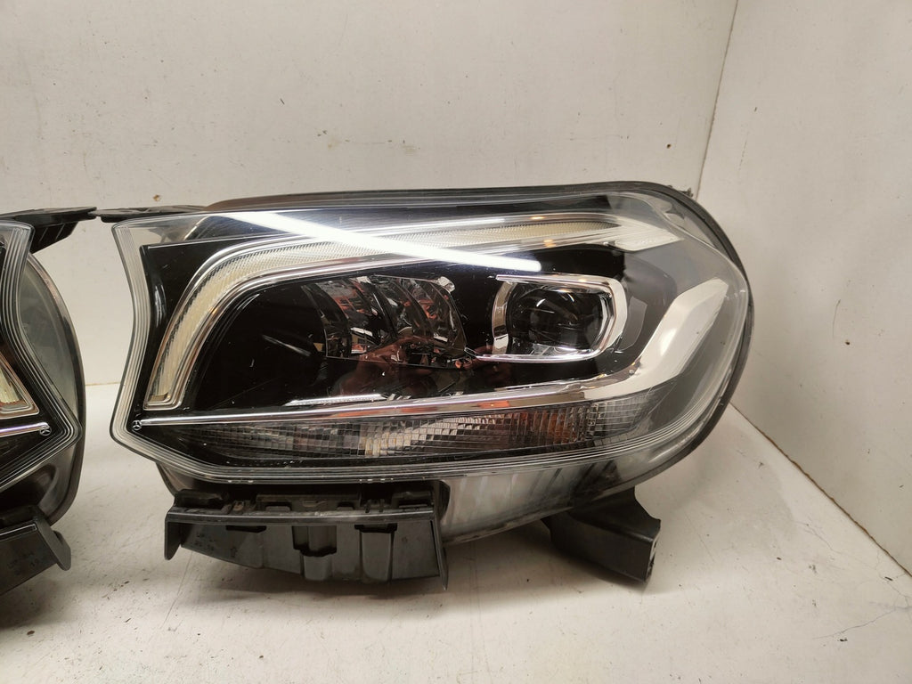 Frontscheinwerfer Mercedes-Benz A4709060800 Full LED Rechts oder Links