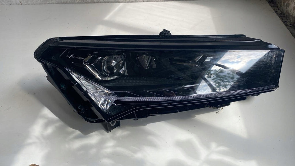 Frontscheinwerfer Skoda Enyaq 5LB941016G- Full LED Ein Stück (Rechts oder Links)