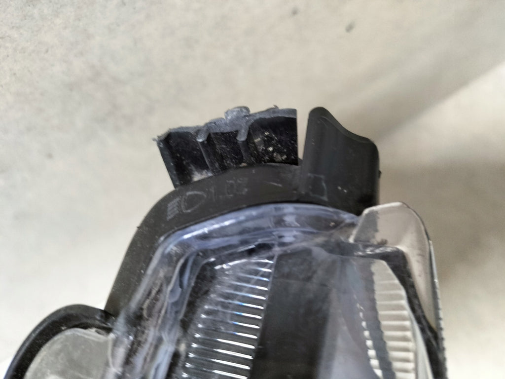 Frontscheinwerfer Toyota Corolla 81150-02T31 Links Scheinwerfer Headlight SCH8035878319uh
