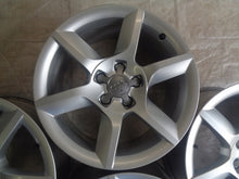 Laden Sie das Bild in den Galerie-Viewer, 4x Alufelge 17 Zoll 8.0" 5x112 26ET Glanz Silber 8T0601025D Audi A5 Rim Wheel FEL2153857205kc