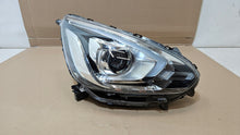 Laden Sie das Bild in den Galerie-Viewer, Frontscheinwerfer Mitsubishi Space Star W3014 Xenon Rechts Headlight