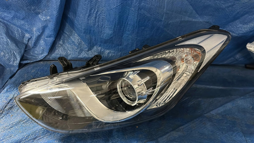 Frontscheinwerfer Hyundai I30 92101-A6060 Links Scheinwerfer Headlight