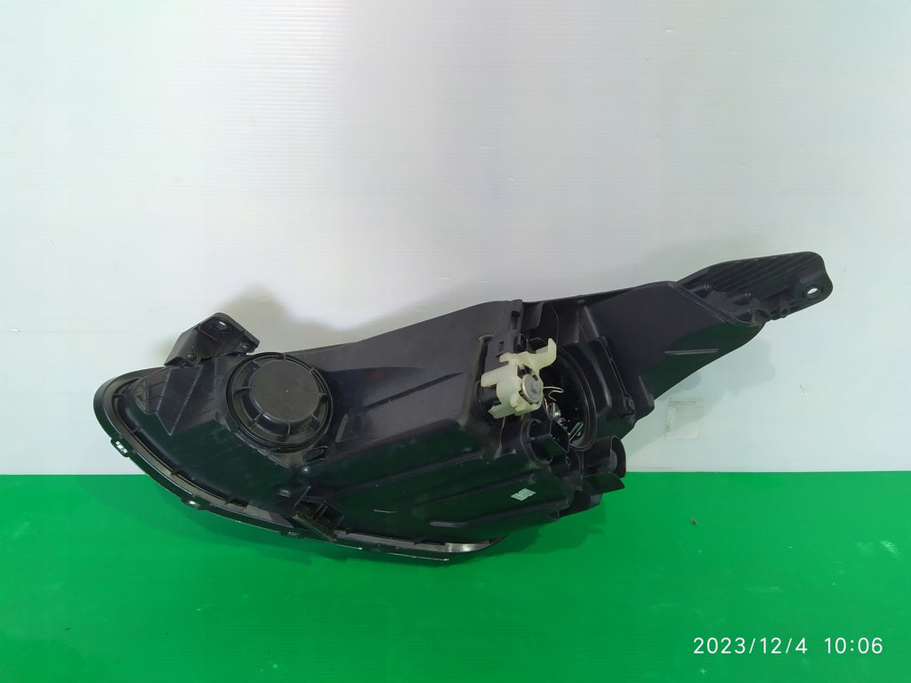 Frontscheinwerfer Hyundai I10 92102-B9000 Rechts Scheinwerfer Headlight