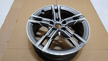 Laden Sie das Bild in den Galerie-Viewer, 1x Alufelge 18 Zoll 5x112 8053524 BMW F40 Rim Wheel FEL2807767003nq