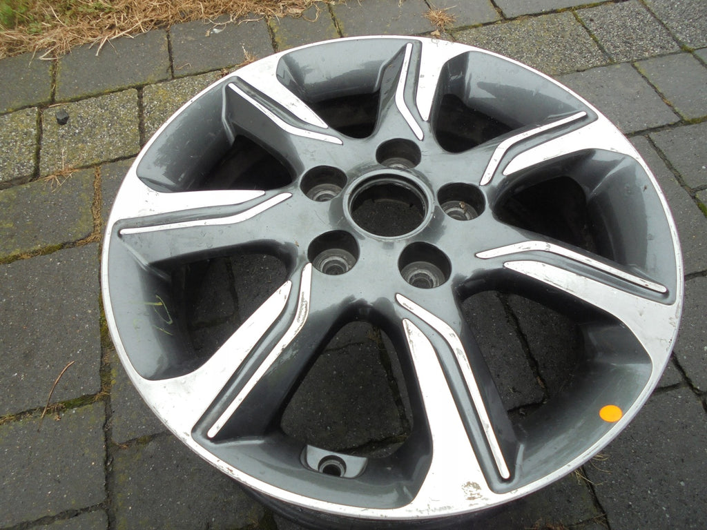 1x Alufelge 16 Zoll 6.0" 5x114.3 50ET Glanz Silber 52910-1K850 Hyundai I30 Ceed