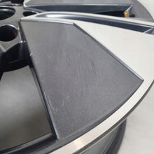 Laden Sie das Bild in den Galerie-Viewer, 1x Alufelge 19 Zoll 8.0" 5x112 45ET 5LA601025 Skoda Enyaq Rim Wheel FEL5582987393yb