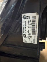 Load image into Gallery viewer, Frontscheinwerfer VW Golf VI 111011 Xenon Links Scheinwerfer Headlight SCH6132371233tk