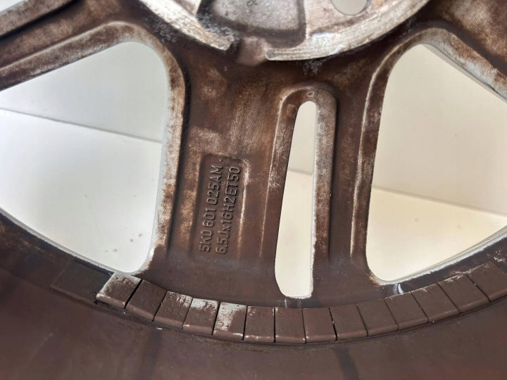 1x Alufelge 16 Zoll 6.5" 5x112 50ET 5K0601025AM VW Golf Vi Rim Wheel FEL3418781751rw