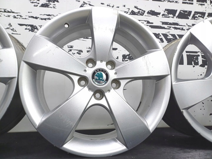 4x Alufelge 17 Zoll 7.0" 5x112 54ET 1Z0601025D Skoda I Golf VIII Caddy V Touran FEL6989735495ut