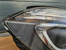 Laden Sie das Bild in den Galerie-Viewer, Frontscheinwerfer Mercedes-Benz W176 A1768200661 Xenon Rechts Headlight SCH1284423162yo