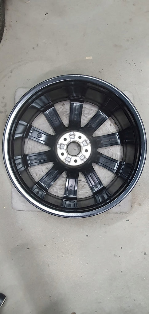 1x Alufelge 20 Zoll 9.0" 5x112 38ET Glanz Schwarz 4KE071490A Audi E-Tron Gea FEL8479517647nb