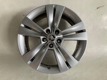 Laden Sie das Bild in den Galerie-Viewer, 1x Alufelge 18 Zoll 7.0&quot; 5x112 57A601025E Skoda Rim Wheel
