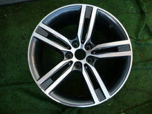 Laden Sie das Bild in den Galerie-Viewer, 1x Alufelge 18 Zoll 8.0&quot; 5x112 30ET 8747407, 8093915 BMW G31 G30 Rim Wheel