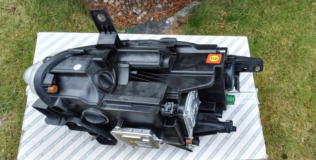 Frontscheinwerfer Alfa Romeo Giulietta 00505202270 505308840 Rechts Headlight SCH6664574019zl