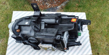 Laden Sie das Bild in den Galerie-Viewer, Frontscheinwerfer Alfa Romeo Giulietta 00505202270 505308840 Rechts Headlight SCH6664574019zl