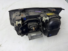 Laden Sie das Bild in den Galerie-Viewer, Frontscheinwerfer VW Bora Rechts Scheinwerfer Headlight SCH1159875047uu