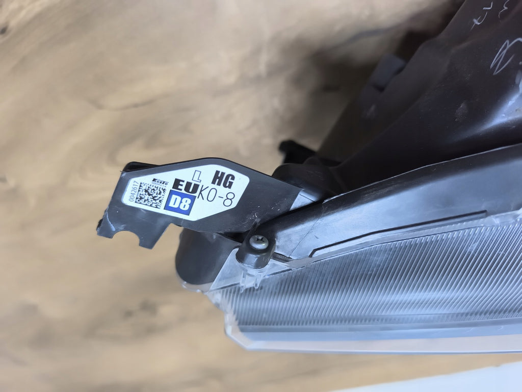 Frontscheinwerfer Toyota 4 Yaris LED Links Scheinwerfer Headlight