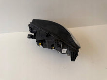 Laden Sie das Bild in den Galerie-Viewer, Frontscheinwerfer VW Id.3 10B941006A LED Rechts Scheinwerfer Headlight SCH5946999693tl