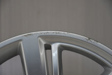 Load image into Gallery viewer, 4x Alufelge 17 Zoll 8.0" 5x120 49ET 2H0601025J VW Amarok Rim Wheel FEL9696979871yf
