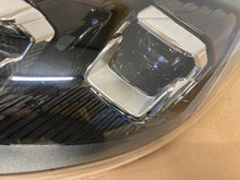 Laden Sie das Bild in den Galerie-Viewer, Frontscheinwerfer Ford Kuga LV4B-13017-AH- Links Scheinwerfer Headlight SCH6482292854ca