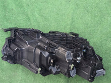 Laden Sie das Bild in den Galerie-Viewer, Frontscheinwerfer Skoda Octavia I 5E4941035 LED Links Scheinwerfer Headlight SCH2386788343db