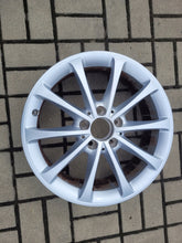 Load image into Gallery viewer, 1x Alufelge 17 Zoll 6.5&quot; 5x112 44ET A1774010300 Mercedes-Benz Cla C118 Rim Wheel