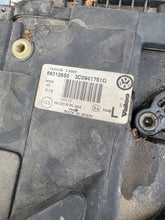 Load image into Gallery viewer, Frontscheinwerfer VW Passat 3C0941751G Xenon Links Scheinwerfer Headlight SCH6300947532ac