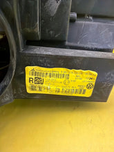 Laden Sie das Bild in den Galerie-Viewer, Frontscheinwerfer VW Passat Cc 3C8941032G Xenon Rechts Scheinwerfer Headlight SCH7146633041sk