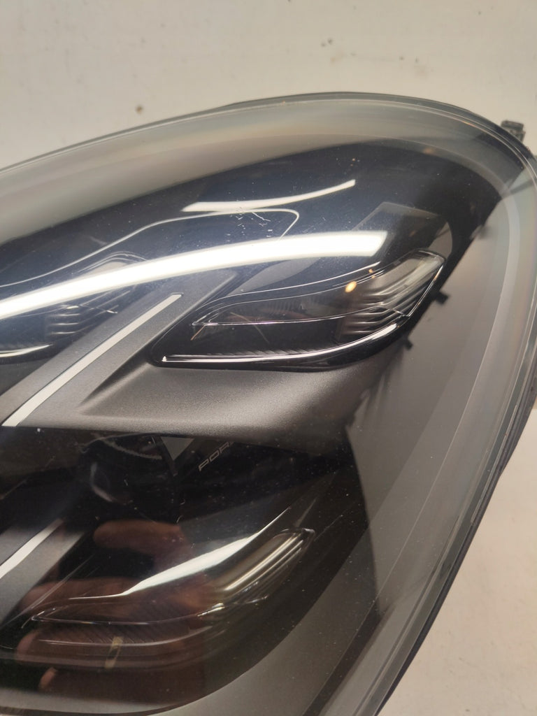 Frontscheinwerfer Porsche Cayenne 9Y0941035L LED Links Scheinwerfer Headlight SCH6292289802pf