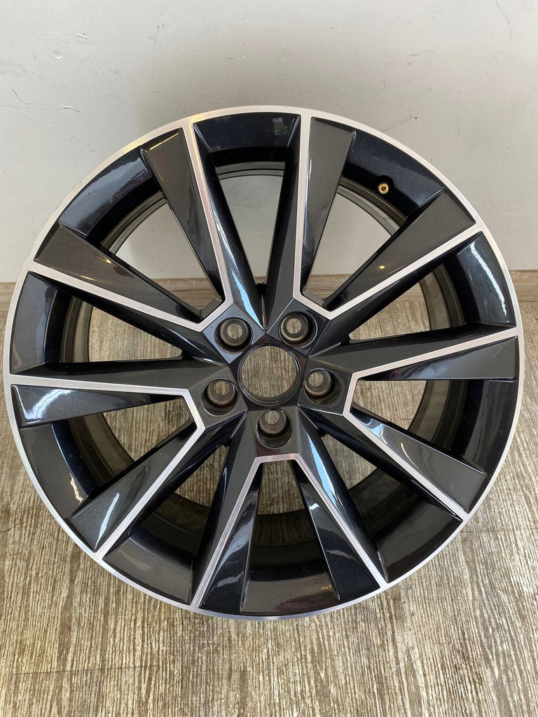 1x Alufelge 17 Zoll 7.0" 5x100 5JJ601025 Skoda Fabia Rapid Rim Wheel