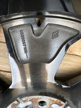 Laden Sie das Bild in den Galerie-Viewer, 1x Alufelge 18 Zoll 7.0&quot; 5x114.3 403009719R Renault Arkana Rim Wheel