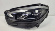 Laden Sie das Bild in den Galerie-Viewer, Frontscheinwerfer Mercedes-Benz W206 A2069060703 Links Scheinwerfer Headlight SCH7131370810ue
