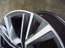 Load image into Gallery viewer, 1x Alufelge 20 Zoll 9.0" 5x112 42ET Glanz Schwarz 5LA601025AD Skoda Enyaq FEL5688049392tg