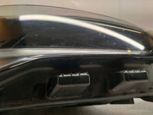 Laden Sie das Bild in den Galerie-Viewer, Frontscheinwerfer Opel Corsa F 35426182739162654 Full LED Rechts oder Links SCH3019813739se