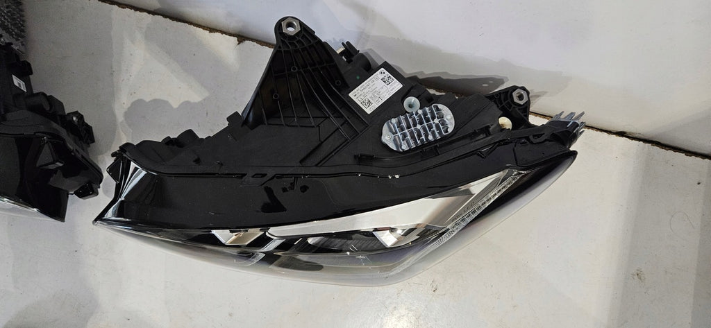 Frontscheinwerfer BMW 2 Active Tourer U06 5A42252 Ein Satz Headlight SCH6641109182ym