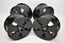 Laden Sie das Bild in den Galerie-Viewer, 4x Alufelge 19 Zoll 8.0" 5x112 34ET Glanz Silber 4KE601025L Audi E-Tron FEL3395560875hn