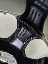 Laden Sie das Bild in den Galerie-Viewer, 1x Alufelge 18 Zoll 7.0&quot; 4x108 35ET 9835097680 Opel Mokka Rim Wheel